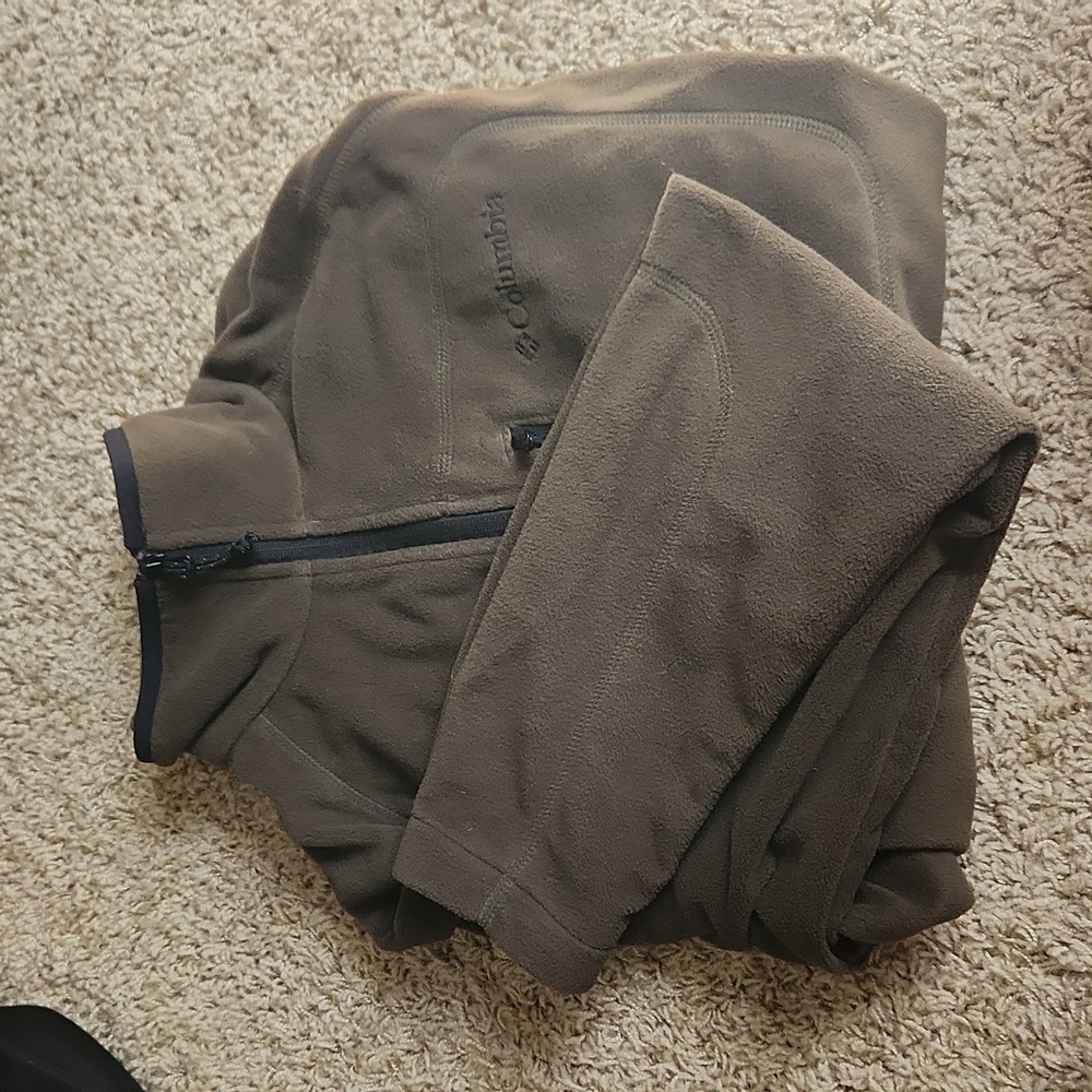 Columbia zip up fleece